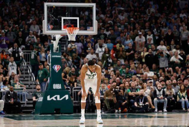 开云官网-天王山之战来袭 雄鹿需为字母寻到帮手破绿军五小